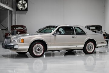 1990 Lincoln Mark VII Bill Blass