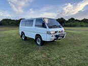 1990 Mitsubishi Delica