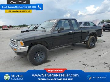 1990 Toyota Pickup 2WD Xtracab Deluxe V6