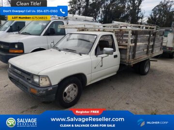 1990 Toyota Pickup 2WD Regular Cab