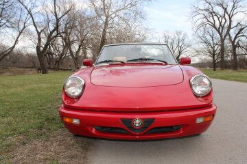 1991 Alfa Romeo Spider Veloce