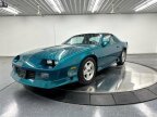 Thumbnail Photo 2 for 1991 Chevrolet Camaro RS Coupe