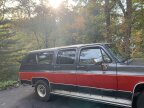 Thumbnail Photo 2 for 1991 Chevrolet Suburban 2WD for Sale by Owner