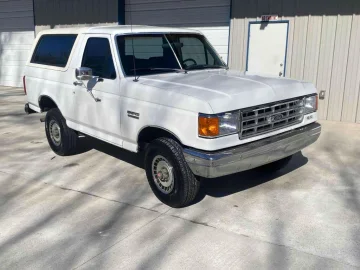 1991 Ford Bronco 2-Door