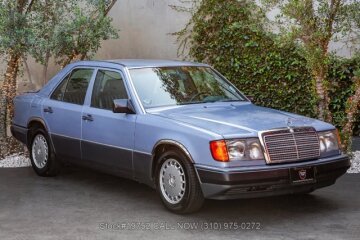 1991 Mercedes-Benz 300E 2.6