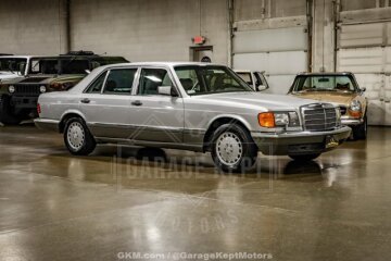 1991 Mercedes-Benz 560SEL