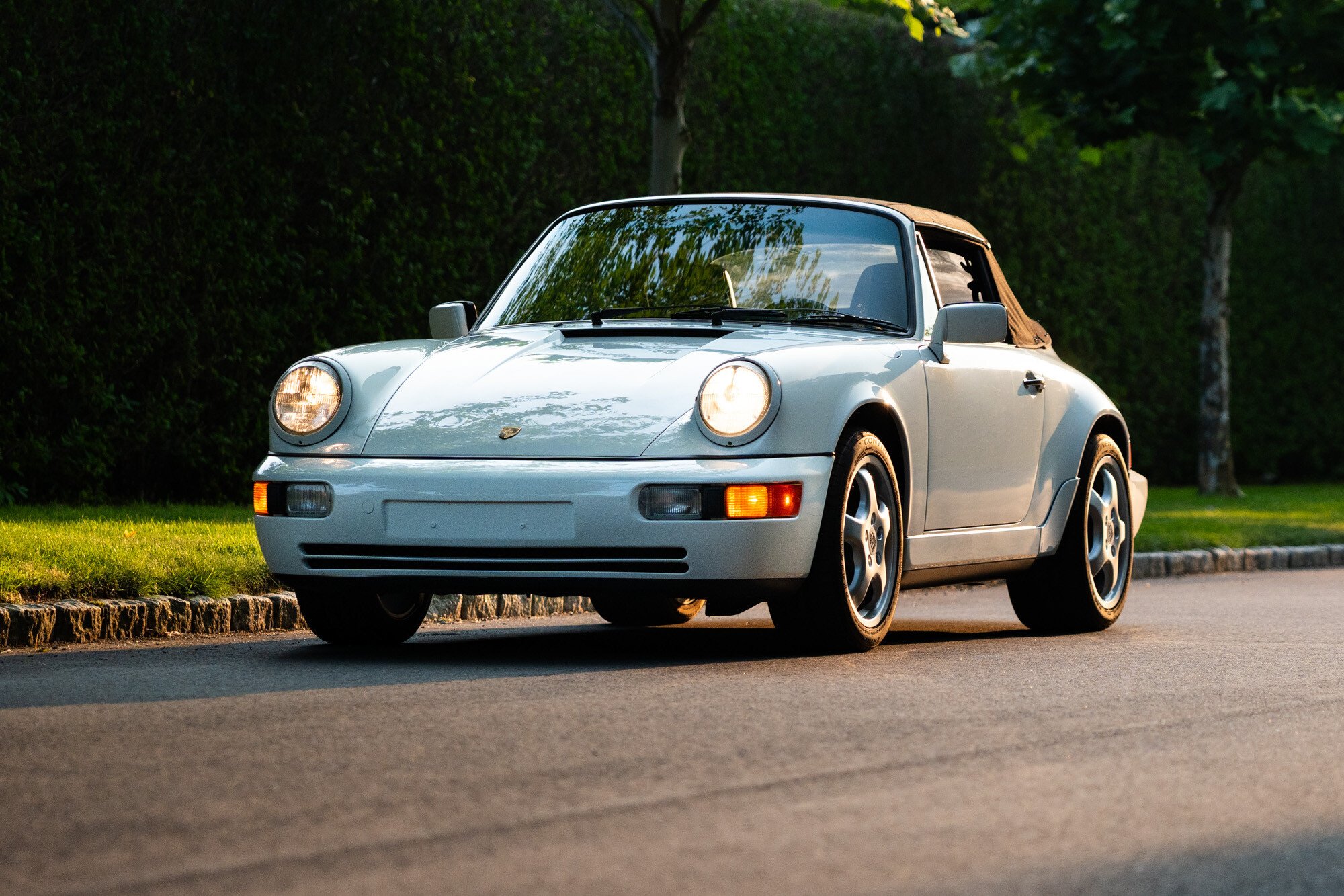 1991 Porsche 911 4 Cabriolet