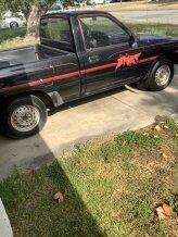 1991 Toyota Pickup 2WD Regular Cab