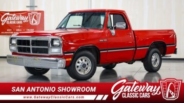 1992 Dodge D/W Truck 2WD Regular Cab D-150
