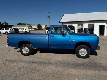 1992 Dodge D/W Truck 4x4 Regular Cab W-150