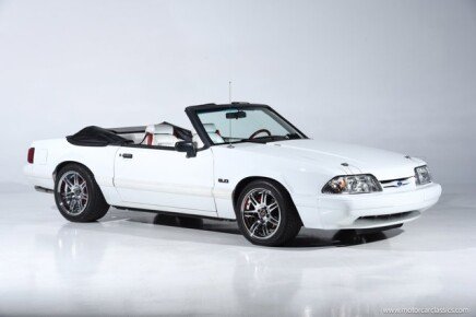 Photo 1 for 1992 Ford Mustang