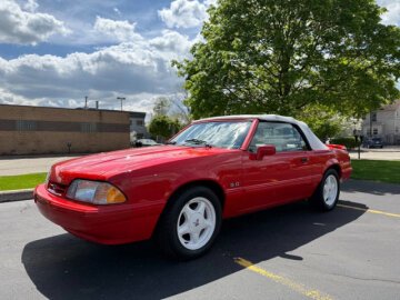 1992 Ford Mustang
