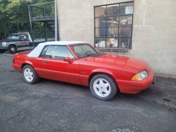 1992 Ford Mustang