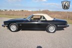 Thumbnail Photo 4 for 1992 Jaguar XJS V12 Convertible