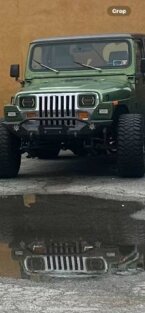 Thumbnail Photo 3 for 1992 Jeep Wrangler