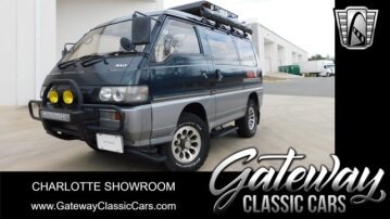 1992 Mitsubishi Delica