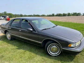 1993 Chevrolet Caprice Classic Sedan