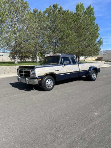 1993 Dodge D/W Truck 2WD Club Cab D-350