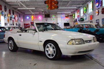 1993 Ford Mustang LX Convertible