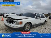 New 1993 Lincoln Town Car Signature