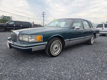 1993 Lincoln Town Car Signature