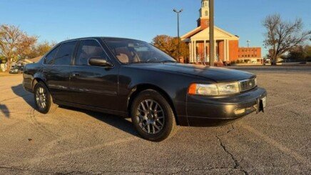 Photo 1 for 1993 Nissan Maxima GXE