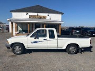 1993 Toyota Pickup 2WD Xtracab Deluxe