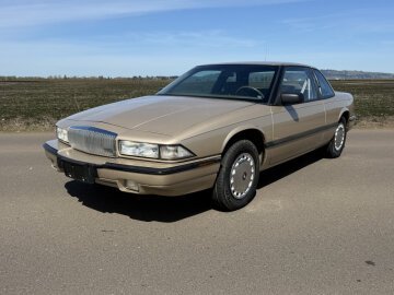 1994 Buick Regal Custom Coupe