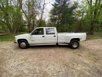 1994 Chevrolet Silverado 3500 2WD Crew Cab