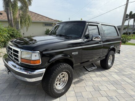 Photo 1 for 1994 Ford Bronco XLT for Sale by Owner