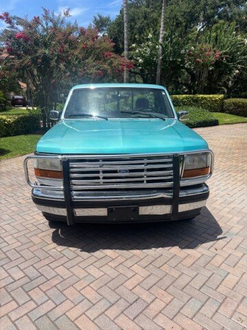 1994 Ford F150 2WD Regular Cab XL