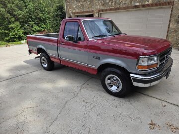 1994 Ford F150 2WD Regular Cab XL