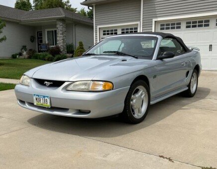 Photo 1 for 1994 Ford Mustang GT Convertible for Sale by Owner