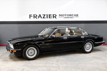 1994 Jaguar XJ12 Sedan