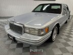 Thumbnail Photo 3 for 1994 Lincoln Town Car