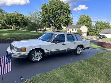 1994 Lincoln Town Car Cartier