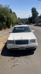 Thumbnail Photo 1 for 1994 Mercedes-Benz C 220 Sedan for Sale by Owner