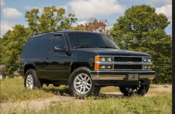 1995 Chevrolet Tahoe 4WD 2-Door