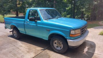 1995 Ford F150 2WD Regular Cab