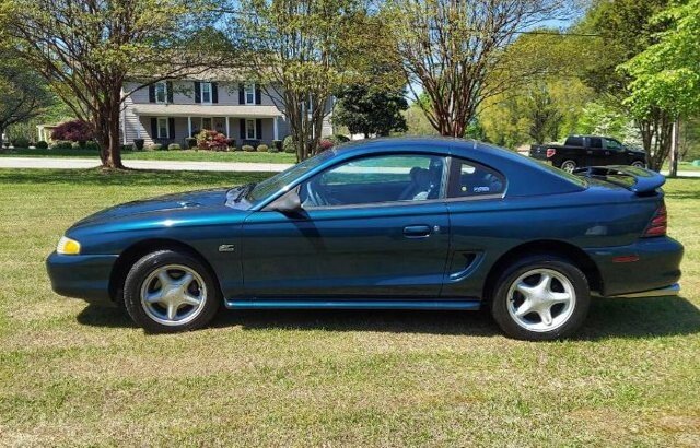 1995 Ford Mustang