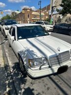 Thumbnail Photo 1 for 1995 Mercedes-Benz E 320