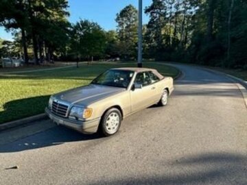 1995 Mercedes-Benz E 320