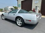 Thumbnail Photo 2 for 1996 Chevrolet Corvette