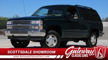 1996 Chevrolet Tahoe 4WD 2-Door