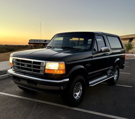Photo 1 for 1996 Ford Bronco XLT for Sale by Owner