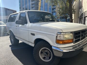1996 Ford Bronco 2-Door