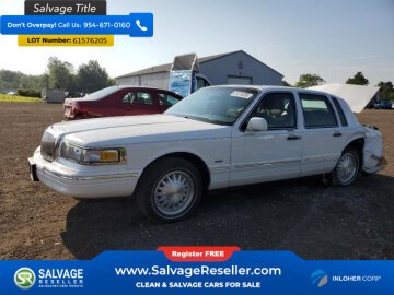 1996 Lincoln Town Car Signature