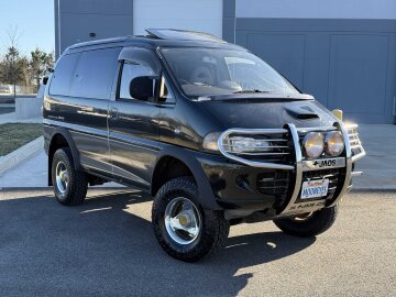 1996 Mitsubishi Delica