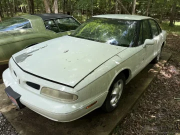 1996 Oldsmobile 88 LSS