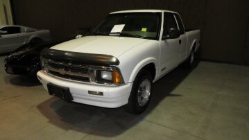 1997 Chevrolet S10 Pickup 2WD Extended Cab
